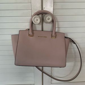 Michael kors pink bag